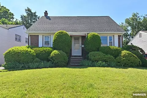 468 Bergen Ave, Maywood, NJ 07607