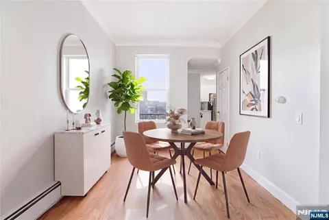 133 Grand St #401, Jersey City, NJ 07302