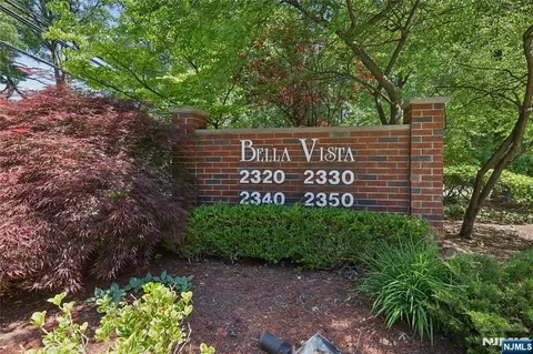 2320 Linwood Ave #1F, Fort Lee, NJ 07024