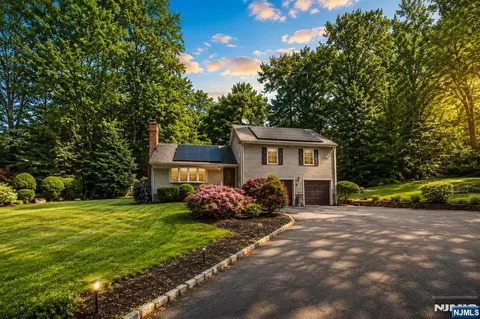 224 Us Highway 206, Chester, NJ 07930