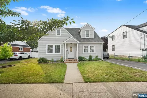 80 Wonham St, Clifton, NJ 07013