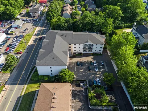 58 Kinderkamack Rd #22, Emerson, NJ 07630