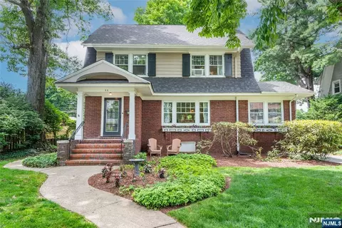 33 Prescott Ave, Montclair, NJ 07042