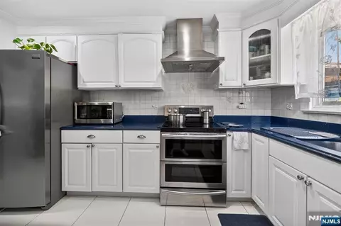 Kitchen - 413 Maple Hill Dr, Hackensack, NJ 07601 photo 3 of 3