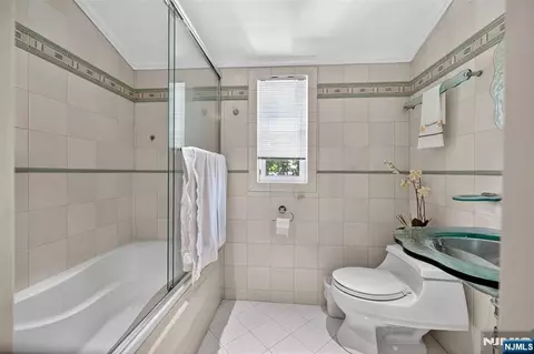 Bath - 413 Maple Hill Dr, Hackensack, NJ 07601 photo 2 of 3