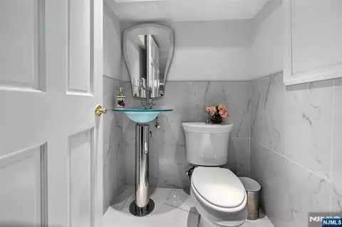Bath - 413 Maple Hill Dr, Hackensack, NJ 07601 photo 3 of 3