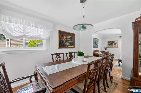 Dining - 413 Maple Hill Dr, Hackensack, NJ 07601 photo 2 of 3