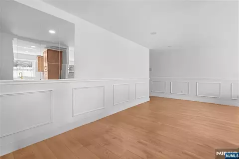 Living - 25 Jefferson St #4E, Hackensack, NJ 07601 photo 4 of 5