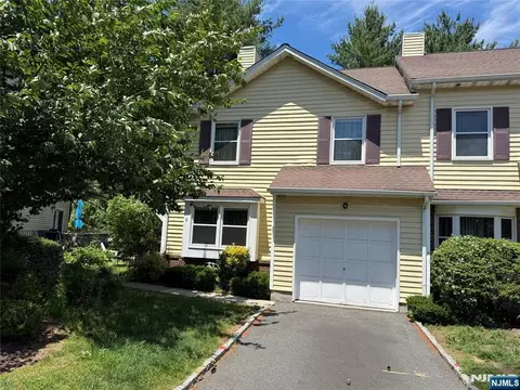 6 Chris Ct #6, Fair Lawn, NJ 07410