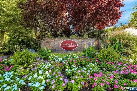 6 Markham Cir #6, Englewood, NJ 07631