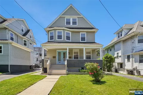 14 Grove Ter, Montclair, NJ 07042