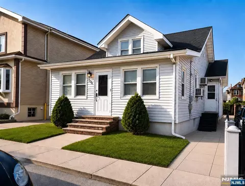 1701 78th St, North Bergen, NJ 07047