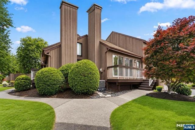 3144 Bloomingdale Dr, Hillsborough, NJ 08844