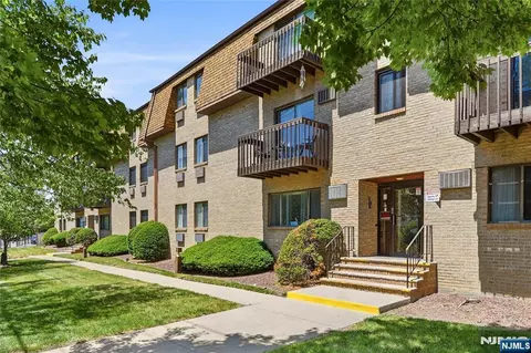 2 Honiss #2A, Belleville, NJ 07109