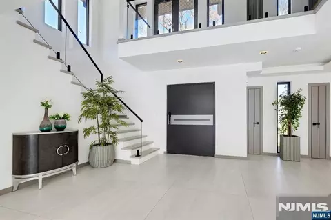 Entry Way - 164 Stuart St, Paramus, NJ 07652 photo 1 of 3