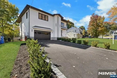 Other - 164 Stuart St, Paramus, NJ 07652 photo 1 of 10