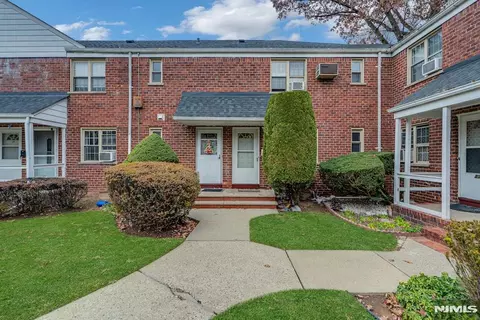 1267 Anderson Ave #16, Fort Lee, NJ 07024