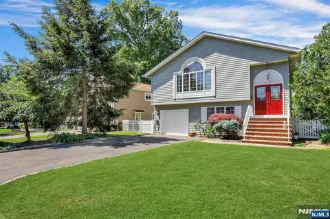 348 Highwood Ave, Glen Rock, NJ 07452