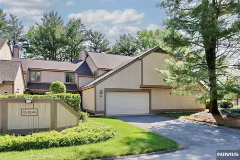 504 Aspen Ln #5042, Wyckoff, NJ 07481