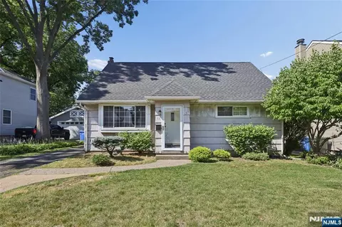 53 Yahara Ave, Rutherford, NJ 07070