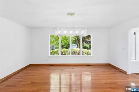 Living - 131 Haase Ave, Paramus, NJ 07652 photo 5 of 6