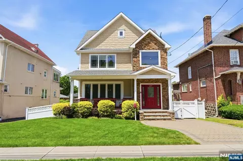 1077 Anderson, Fort Lee, NJ 07024