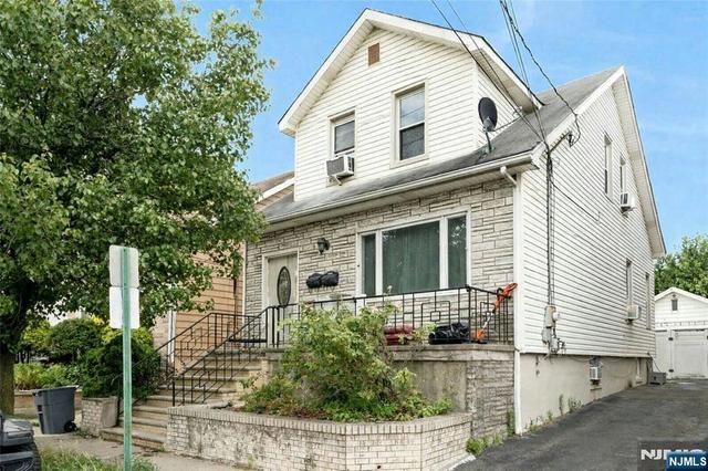 432 9th St, Fairview, NJ 07022
