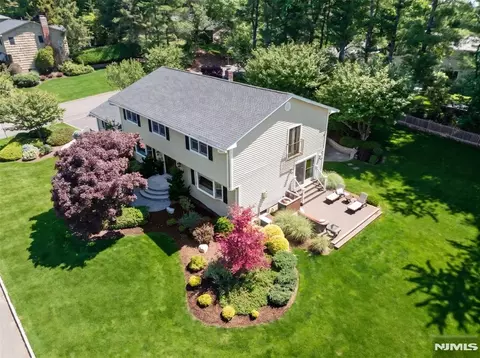 40 Mountainview Ter, Hillsdale, NJ 07642