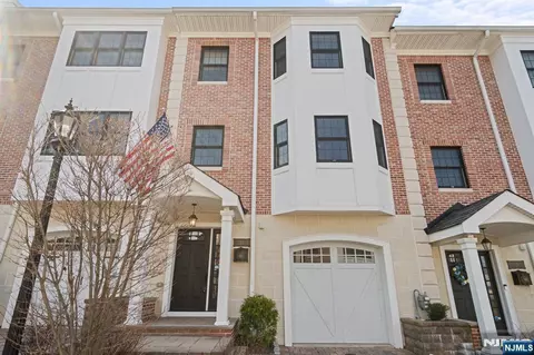 4 Central Ave #C, Caldwell, NJ 07006