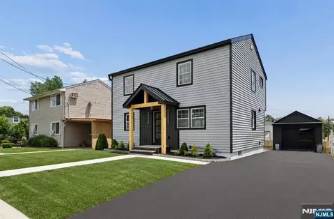 8 Annette Ter, Lodi, NJ 07644