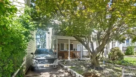 58 Henderson St, Paterson, NJ 07501