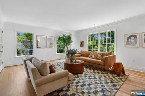 658 Ridgewood Rd #C0001, Maplewood, NJ 07040