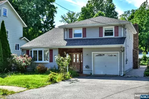Exterior - 77 Herman St, Hackensack, NJ 07601 photo 2 of 7