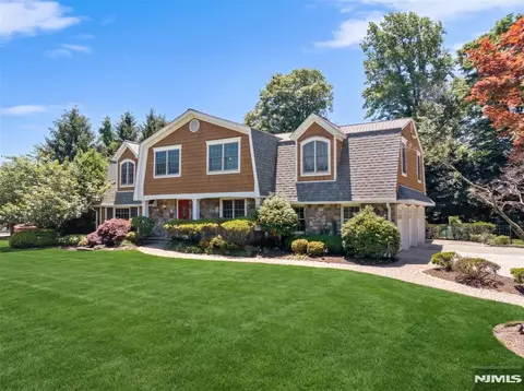 47 Blueberry Dr, Woodcliff Lake, NJ 07677