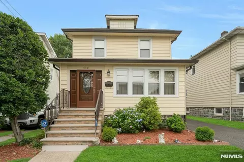 520 Dewey Ave, Cliffside Park, NJ 07010