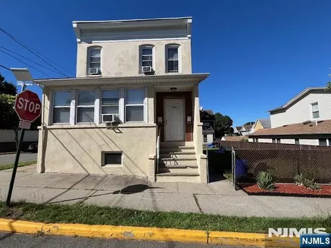 570 Broad St, Carlstadt, NJ 07072