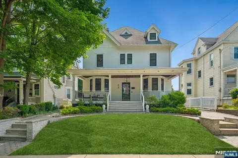 63 Ridge Rd, Rutherford, NJ 07070