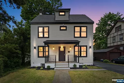 166 Lincoln St, Montclair, NJ 07042
