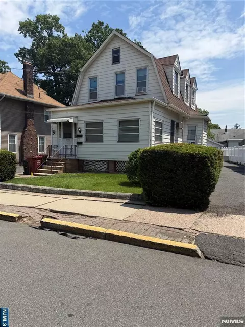94 Union Ave, Nutley, NJ 07110