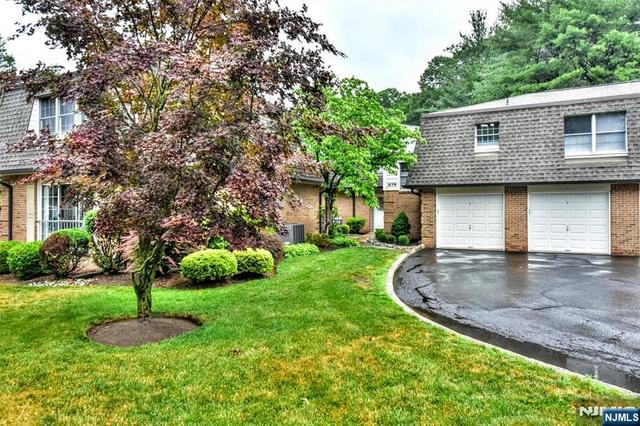 279 Collignon Way #5, River Vale, NJ 07675