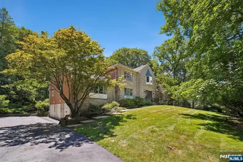 46 Copeland Rd, Denville, NJ 07834