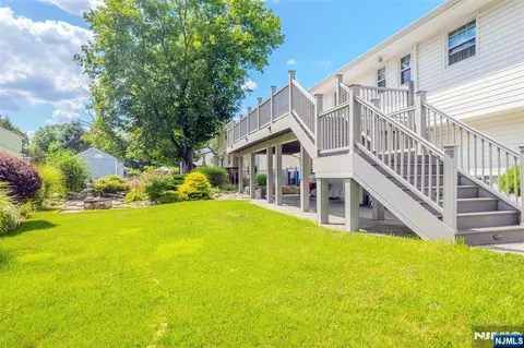 Exterior - 22 Cypress Ln, Paramus, NJ 07652 photo 5 of 7