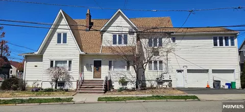 653 New York Ave, Lyndhurst, NJ 07071