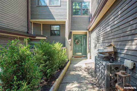 15 Concord #G, West Milford, NJ 07480