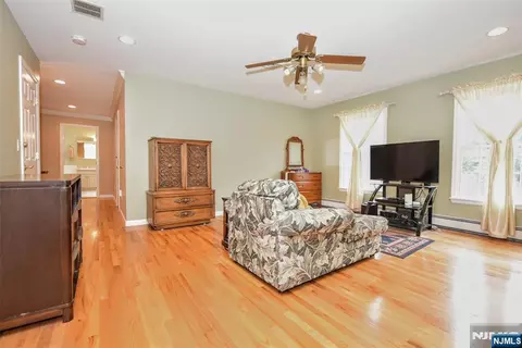 Living - 48 Ackerman St, Waldwick, NJ 07463 photo 2 of 2