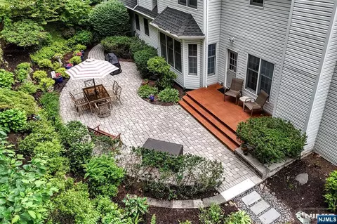 Exterior - 48 Ackerman St, Waldwick, NJ 07463 photo 4 of 5