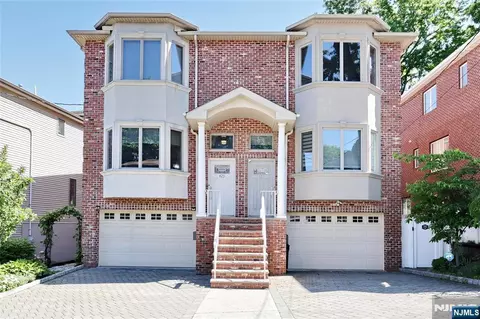 423 Lafayette Ave, Cliffside Park, NJ 07010