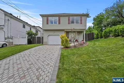 503 Prospect St, Hasbrouck Heights, NJ 07604