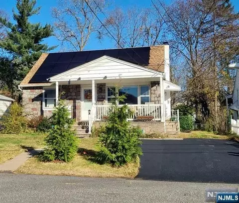 15 Brook St, Mahwah, NJ 07430