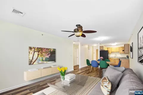 9-11 Madison Ave #18, Paterson, NJ 07524